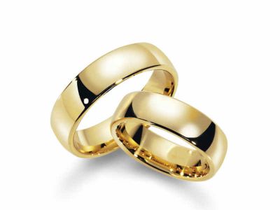Klassiske gifteringer i gult gull